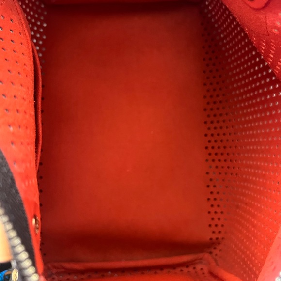 EUC (like new) Lv Perforated Speedy 30 - Picture 10 of 13